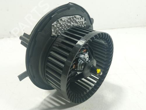 Used Heater blower motor CUPRA LEON Sportstourer (KL8, KU8, KUD) 1.5 eTSI (150 hp) 30273314
