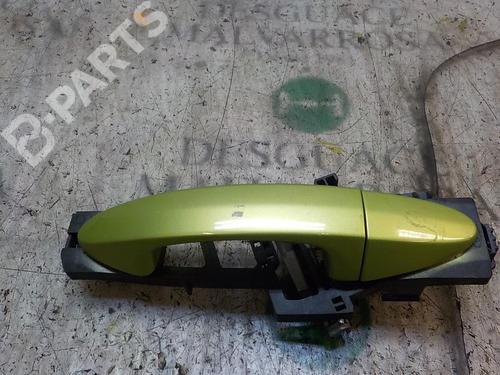 Used Rear left exterior door handle Rear left exterior door handle FORD FIESTA VI (CB1, CCN) 1.4 TDCi (70 hp) 3852297 3852297