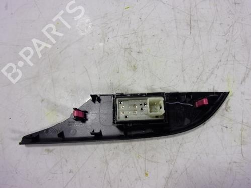 Right rear window switch TOYOTA HILUX VIII Pickup (_N1_) 2.4 D 4WD (GUN125_, GUN125R) | BP10523526I28 