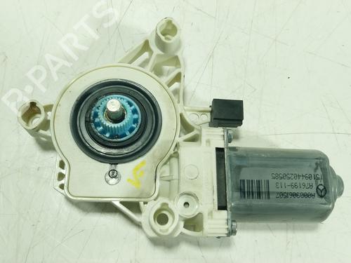 Used Left front window motor MERCEDES-BENZ CLA Shooting Brake (X118) CLA 200 (118.687) (163 hp) 26600930