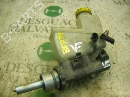 Used Brake master cylinder Brake master cylinder FIAT STILO (192_) 1.9 JTD (192_XE1A) (115 hp) 3792792 3792792