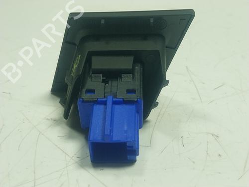 Warning switch VW TOURAN (5T1) 2.0 TDI | BP19436330I22 - Image 2