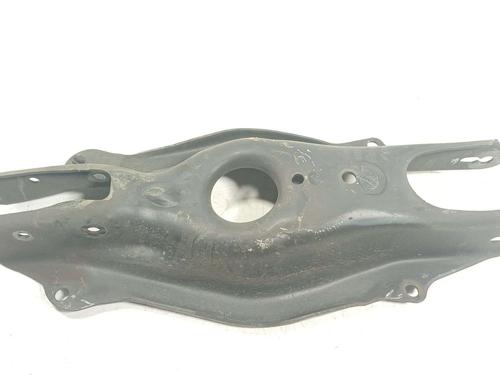 Used Right rear suspension arm Right rear suspension arm 38225738 38225738