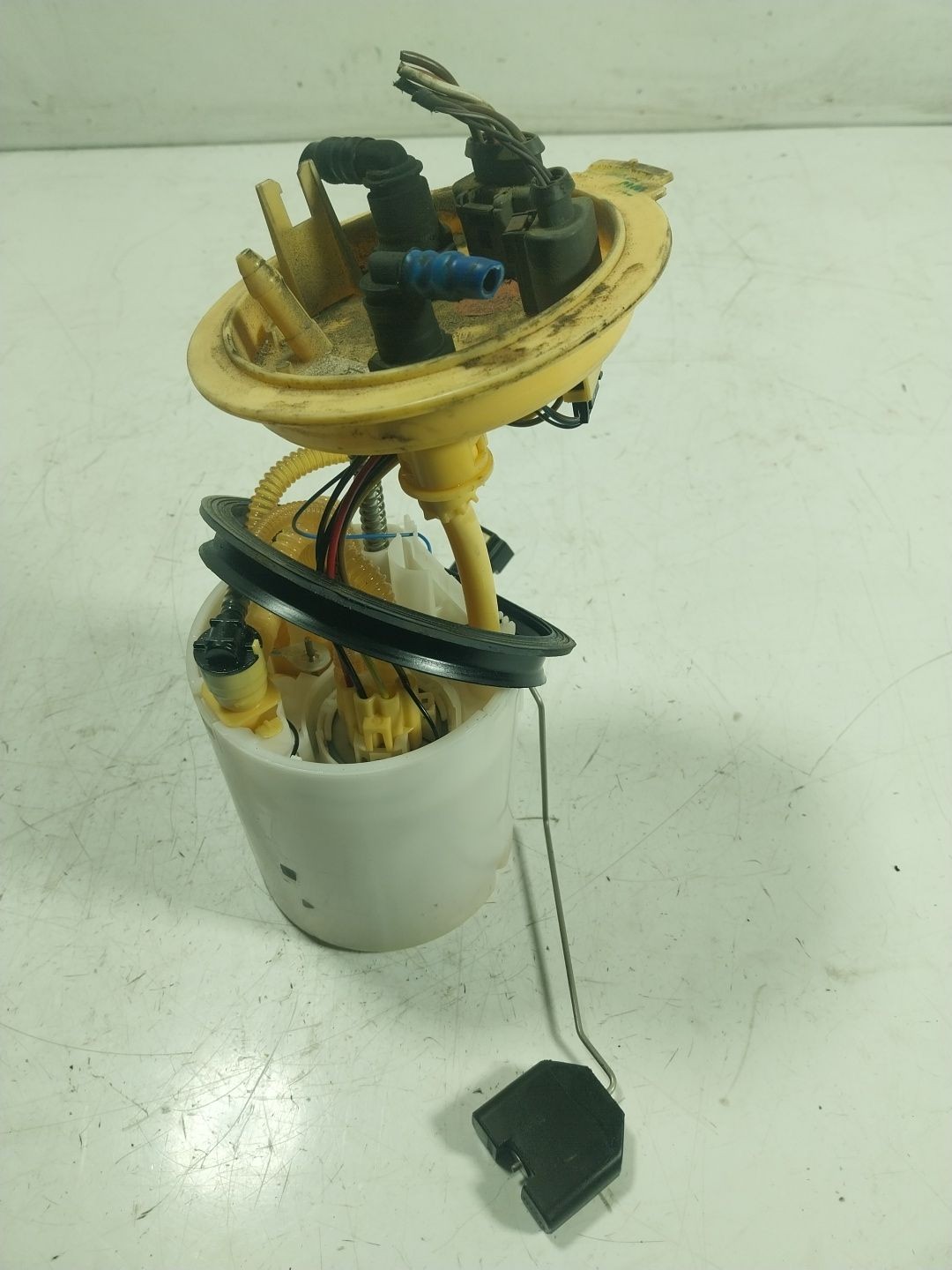 Fuel pump VW PASSAT B8 (3G2, CB2) 16165485 BParts