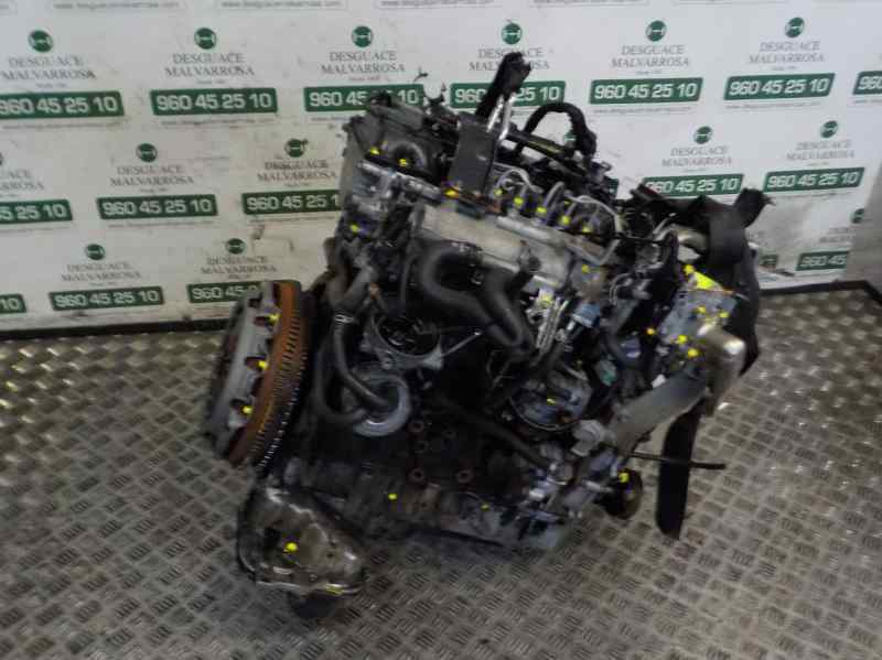 Двигатель yd25 np300