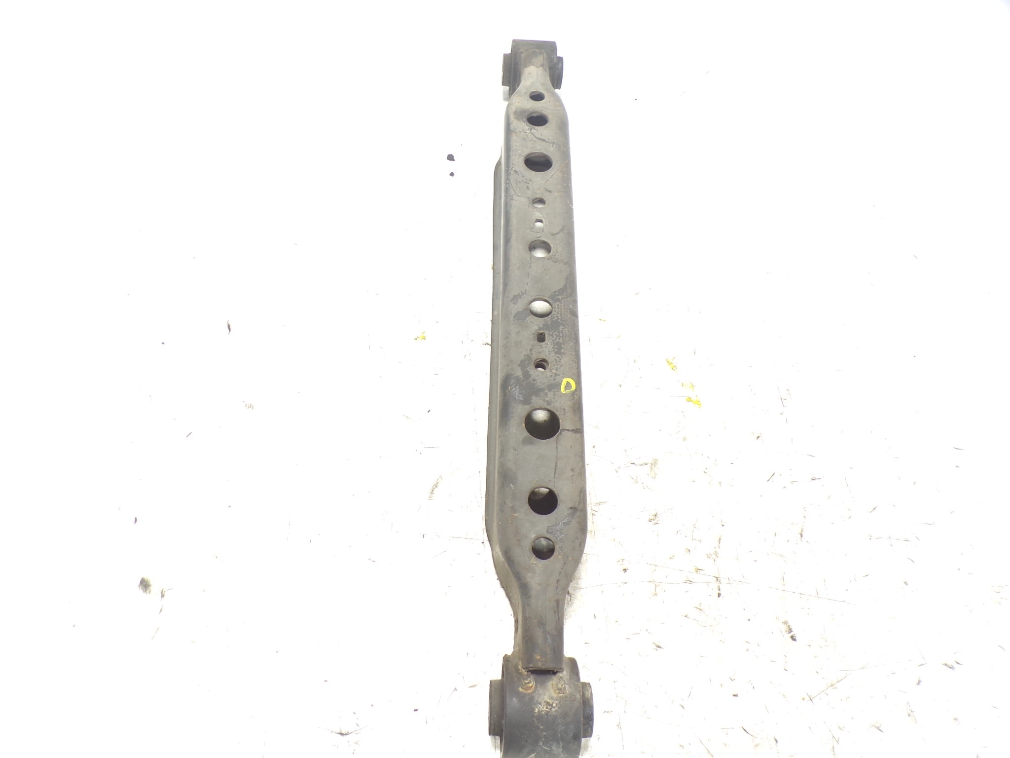 Right rear suspension arm NISSAN QASHQAI / QASHQAI +2 I (J10, NJ10, JJ10E) 1.6 8202010 BParts
