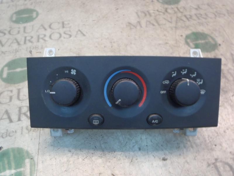 Climate control JEEP GRAND CHEROKEE II (WJ, WG) 3.1 TD 4x4 3814939 B