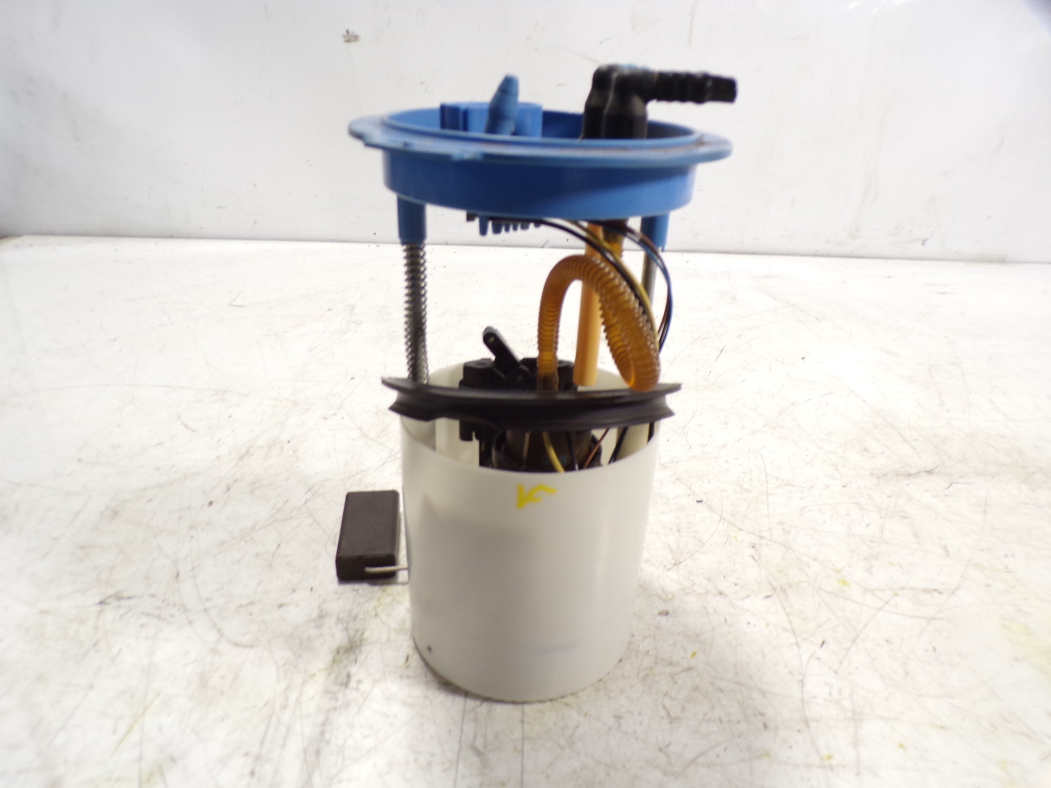 Fuel pump AUDI A3 (8P1) 1.6 FSI 7452307 BParts