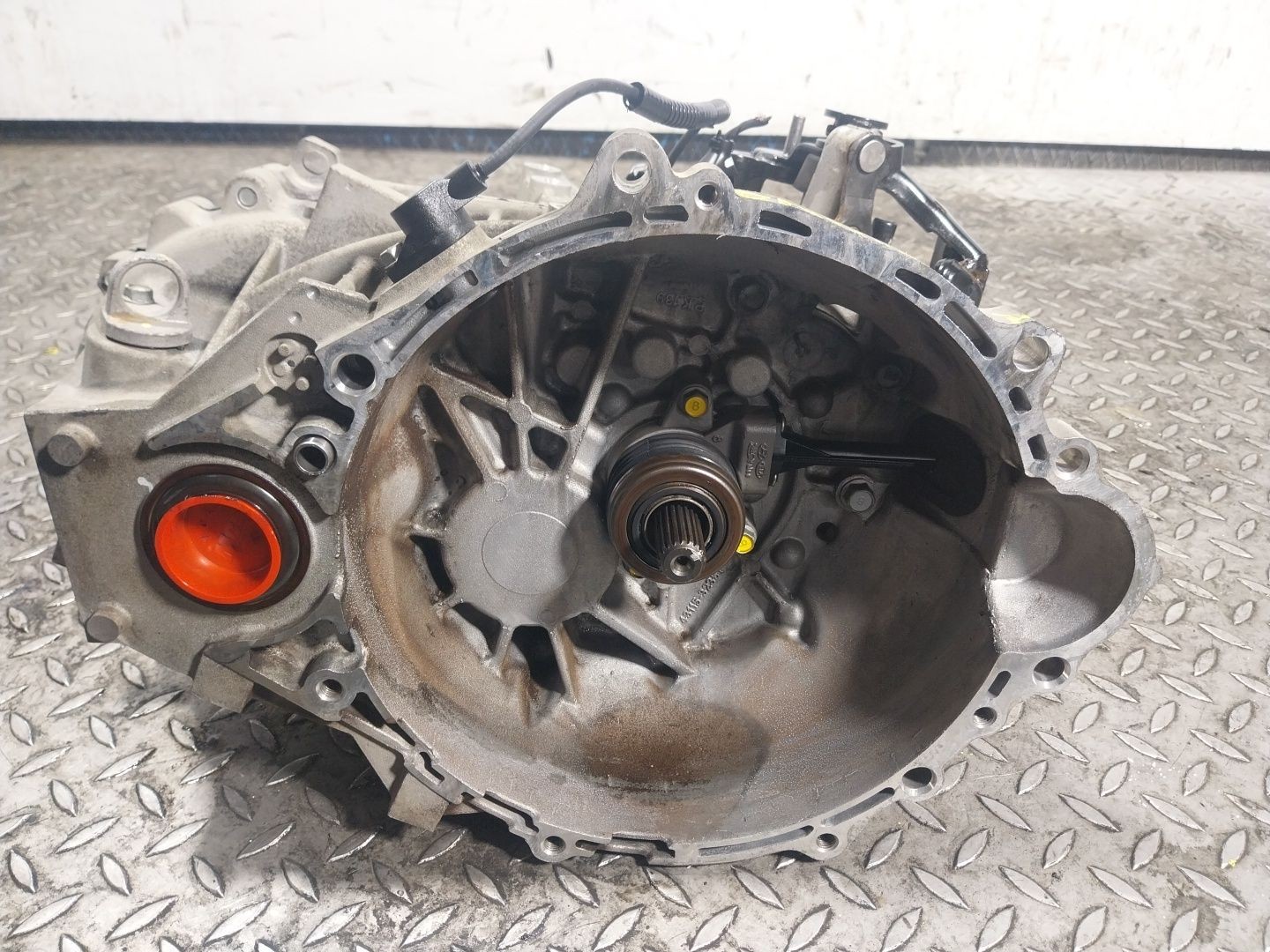 Manual gearbox HYUNDAI TUCSON (TL, TLE) 1.7 CRDi 17100181 | B-Parts