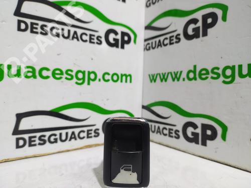 Used Right front window switch Right front window switch MERCEDES-BENZ E-CLASS (W212) E 250 CDI / BlueTEC (212.003, 212.004) (204 hp) 7129963 7129963