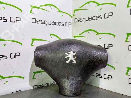 Used Driver airbag Driver airbag PEUGEOT 206 Hatchback (2A/C) 1.1 i (60 hp) 7135033 7135033