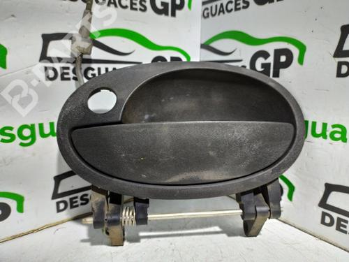 Used Front left exterior door handle Front left exterior door handle OPEL CORSA C (X01) 1.2 (F08, F68) (75 hp) 7153972 7153972