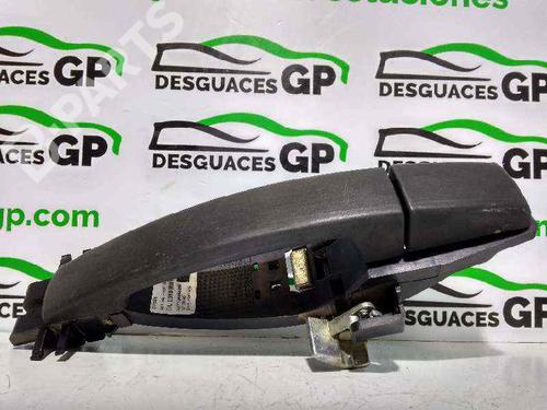 Used Rear right exterior door handle Rear right exterior door handle LAND ROVER DISCOVERY III (L319) 2.7 TD 4x4 (190 hp) 7141560 7141560