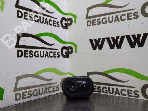 Used Right front window switch Right front window switch FIAT PUNTO (176_) 1.7 TD (69 hp) 7137479 7137479