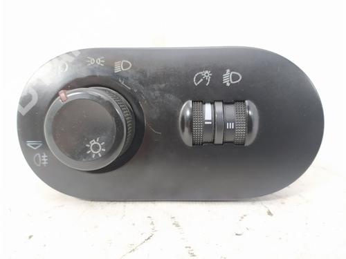 switch-seat-ibiza-iii-6l1-19-tdi-6l1941531-2002-2003-2004-2005-2006-2007-2008-2009-11130075 main image