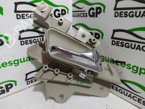 Used Rear right interior door handle Rear right interior door handle MERCEDES-BENZ S-CLASS (W220) S 320 CDI (220.026, 220.126) (197 hp) 7475082 7475082