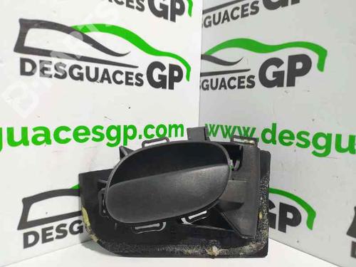 front-right-interior-door-handle-peugeot-206-hatchback-2ac-14-hdi-eco-70-1998-1999-2000-2001-2002-2003-2004-2005-2006-2007-2008-2009-2010-2011-2012-7149861 main image