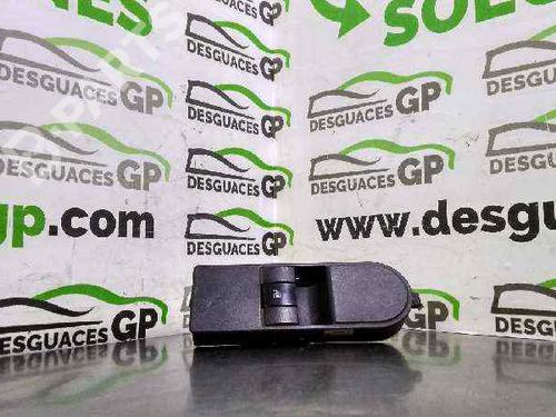 Used Right front window switch Right front window switch OPEL ASTRA H (A04) 1.7 CDTI (L48) (125 hp) 7138463 7138463