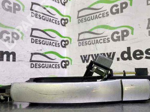 Used Rear left exterior door handle Rear left exterior door handle FORD MONDEO III (B5Y) 2.0 16V TDDi / TDCi (115 hp) 7139287 7139287
