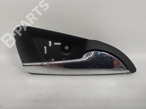 front-right-interior-door-handle-chevrolet-orlando-j309-20-d-13577262-2010-8948511 main image