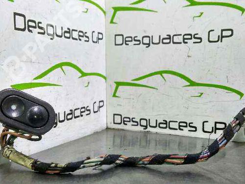Used Right front window switch OPEL CORSA B (S93) [1993-2009]  7137491