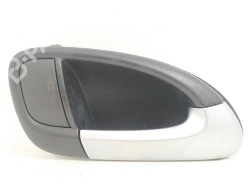 Used Front right interior door handle Front right interior door handle SAAB 9-3 Estate (E50) 1.9 TiD (150 hp) 8808796 8808796