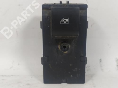 Used Right rear window switch Right rear window switch CHEVROLET CRUZE (J300) 2.0 CDI (125 hp) 8196499 8196499