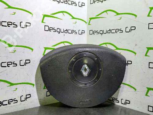 Used Driver airbag Driver airbag RENAULT MEGANE II Saloon (LM0/1_) 1.5 dCi (LM0F, LM0T, LM2B) (82 hp) 7136667 7136667
