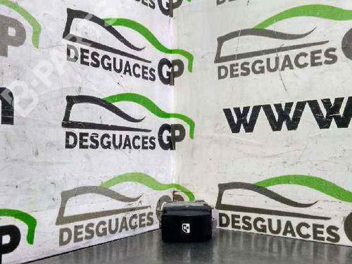 Used Left rear window switch Left rear window switch RENAULT SCÉNIC II (JM0/1_) 1.5 dCi (JM0F) (82 hp) 7139368 7139368
