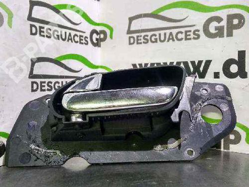 Used Front left interior door handle Front left interior door handle PEUGEOT 607 (9D, 9U) 2.2 HDi (133 hp) 7138035 7138035