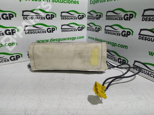 Used Passenger airbag Passenger airbag LANCIA THESIS (841_) 2.4 JTD (841.AXE1B0, 841.AXH110) (175 hp) 7160633 7160633