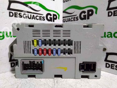 Fuse box LAND ROVER RANGE ROVER SPORT II (L494) 3.0 SCV6 4x4 7484221