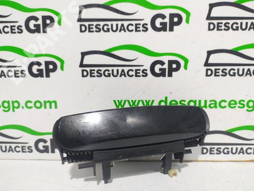 Used Rear right exterior door handle Rear right exterior door handle AUDI A4 B7 (8EC) 2.0 TDI (140 hp) 7129149 7129149