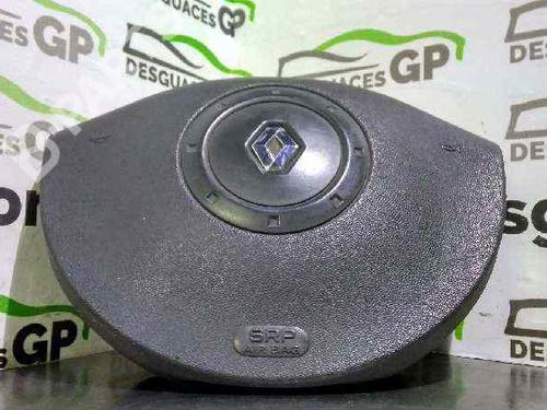 Used Driver airbag Driver airbag RENAULT MEGANE II Estate (KM0/1_) 1.9 dCi (KMRG, KM1G, KM0G, KM2C) (120 hp) 7138421 7138421