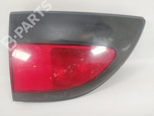 left-tailgate-light-renault-megane-i-classic-la01_-19-dti-la08-la0n-la0k-7700838532-1996-1997-1998-1999-2000-2001-2002-2003-2004-2005-2006-2007-2008-9279437 main image