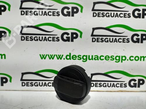 Used Fuel flap Fuel flap VW GOLF IV (1J1) 1.9 SDI (68 hp) 10266435 10266435