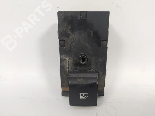 Used Left rear window switch Left rear window switch CHEVROLET ORLANDO (J309) 2.0 D (131 hp) 8948519 8948519