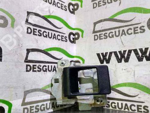 Used Front left interior door handle Front left interior door handle LAND ROVER FREELANDER I (L314) 2.0 Td4 4x4 (112 hp) 7138542 7138542