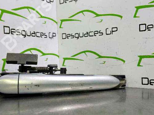 Used Front right exterior door handle Front right exterior door handle RENAULT LAGUNA II (BG0/1_) 1.9 dCi (BG08, BG0G) (120 hp) 7136836 7136836