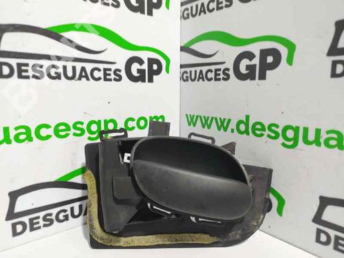 front-left-interior-door-handle-peugeot-206-hatchback-2ac-14-hdi-eco-70-9623698477-1998-1999-2000-2001-2002-2003-2004-2005-2006-2007-2008-2009-2010-2011-2012-7149855 main image