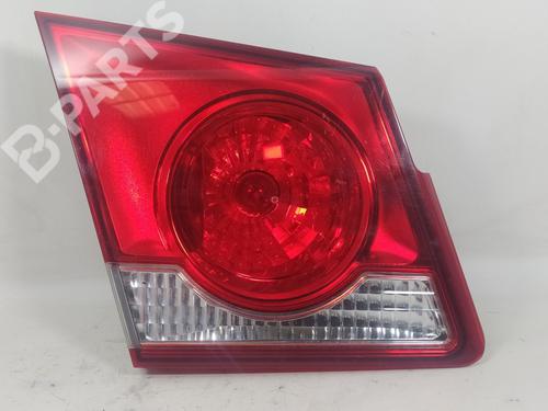 Used Left tailgate light Left tailgate light CHEVROLET CRUZE (J300) 2.0 CDI (125 hp) 8196473 8196473