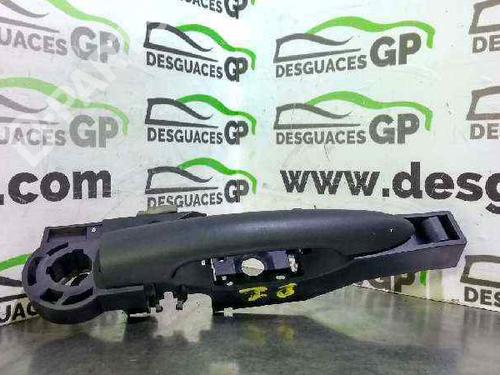 front-left-exterior-door-handle-renault-clio-iii-br01-cr01-15-dci-br17-cr17-2005-2006-2007-2008-2009-2010-2011-2012-2013-2014-7139725 main image