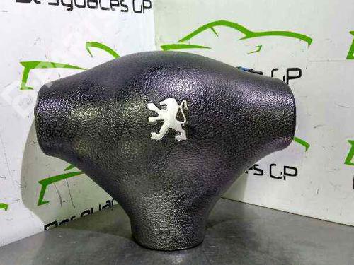 Used Driver airbag Driver airbag PEUGEOT 206 Hatchback (2A/C) 1.9 D (69 hp) 7136104 7136104