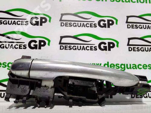 Used Front right exterior door handle Front right exterior door handle RENAULT MEGANE II Saloon (LM0/1_) 1.5 dCi (LM0F, LM0T, LM2B) (82 hp) 7143708 7143708