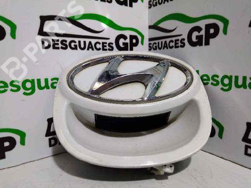 Used Tailgate handle Tailgate handle HYUNDAI i30 (FD) 1.6 CRDi (90 hp) 7142490 7142490