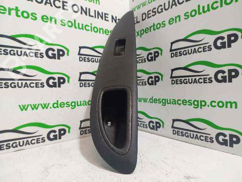 right-front-window-switch-nissan-primera-hatchback-p12-18-80960av660-2002-7126548 main image