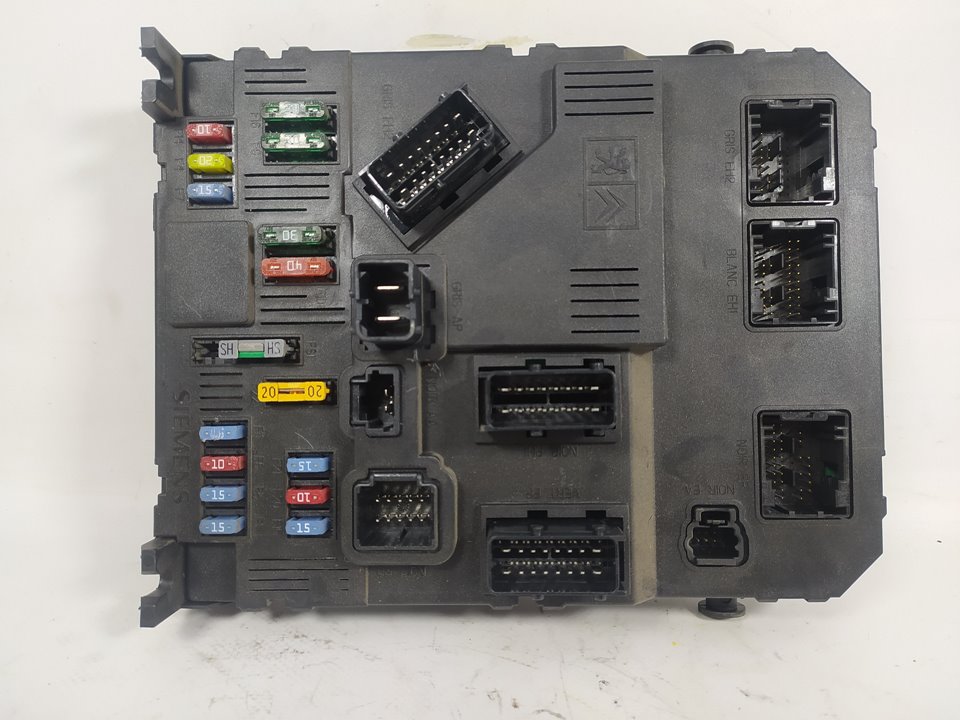 Fuse box PEUGEOT 206 Hatchback (2A/C) 9295780 BParts