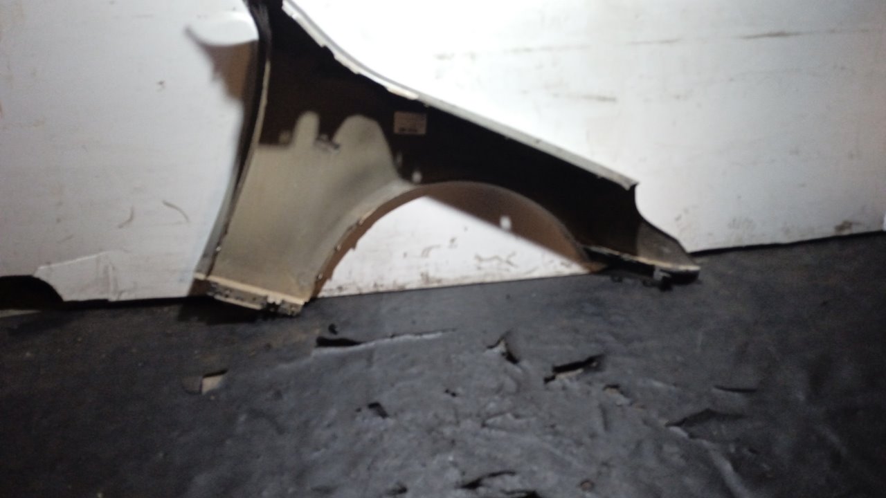 Portabicchieri Per BMW Serie 5 E60/E61 (2003-2010) - Lato Sinistro, Inserito Console Centrale