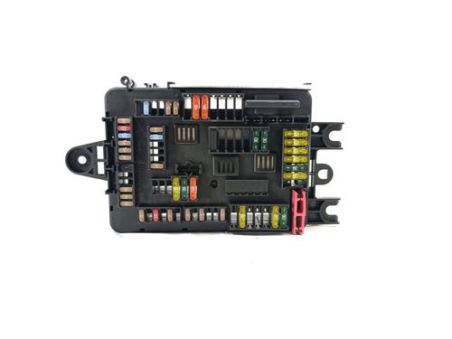 Used Fuse box BMW 1 (F21) 116 d (116 hp) 18168432