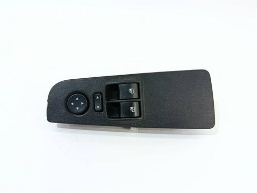 Used Left front window switch FIAT GRANDE PUNTO (199_) 1.3 D Multijet (75 hp) 30529247